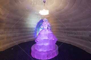 ѩǱ(ni)ɫӰӳĉñͷ