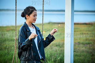 Ϧ(yng)ºǧȼŮĿɐ(i)Ů