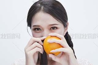 óUBȹā޿ɐŮ