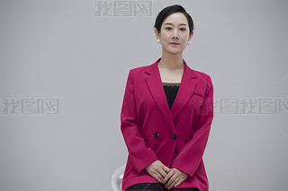 ɫI(y)ŮԽ(jng)˹P(gun)