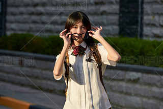 _(ki)W(xu)ŌW(xu)ؼ·ϵŮW(xu)