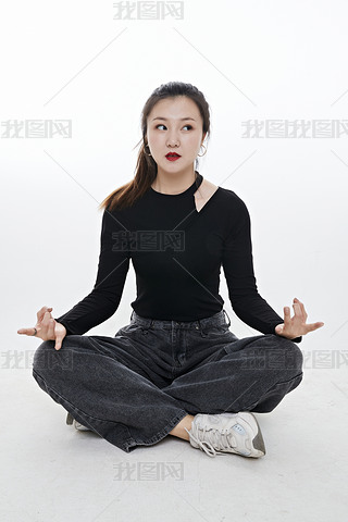 Ů