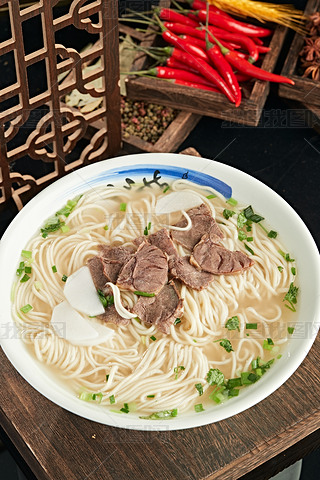 mţ