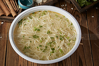 圫