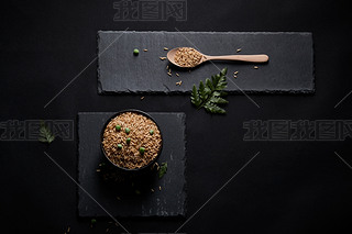ɫʯϵľ|(zh)bה[ںɫ