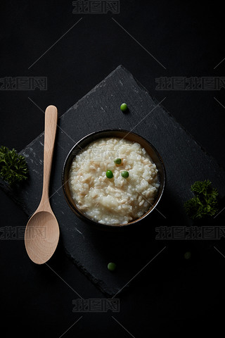 ?zh)،?>
                    </div>
                    <input type=