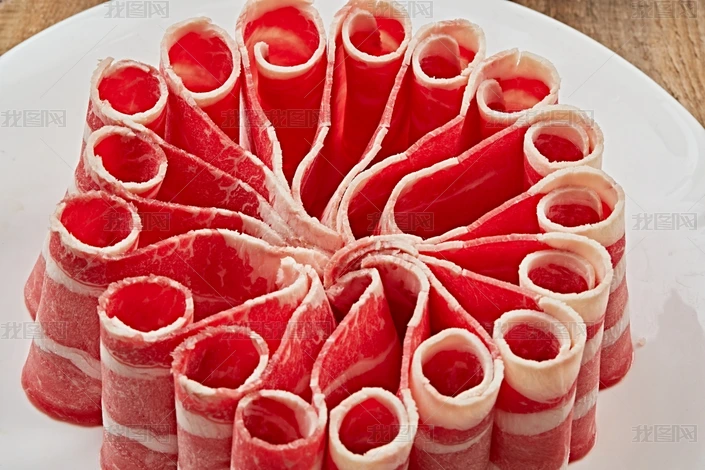 ţ