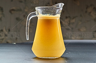 brե֭