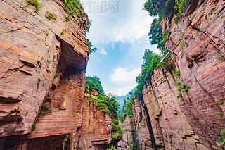 ϰ(yng)̫ɽf(wn)ɽ^(q){