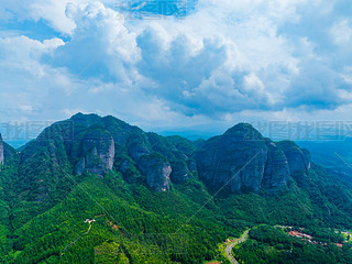 ЇϿhС䮔(dng)ɽL(fng)^(q)