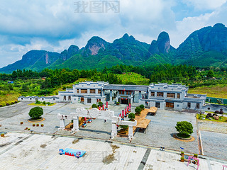 Ї(gu)ϿhС䮔(dng)ɽL(fng)^(q)