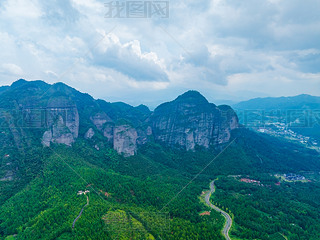 Ї(gu)ϿhС䮔(dng)ɽL(fng)^(q)