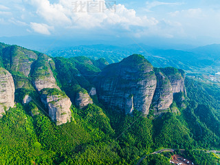 Ї(gu)ϿhС䮔(dng)ɽL(fng)^(q)