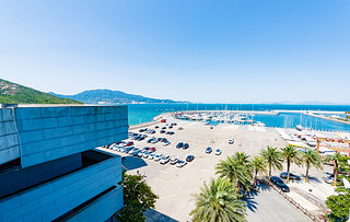 ڴi^(q)÷Tͧ(hu)ĺ߅ͣ܇(chng)