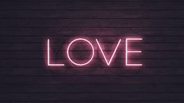 ɫɫ޺硰LOVE֘