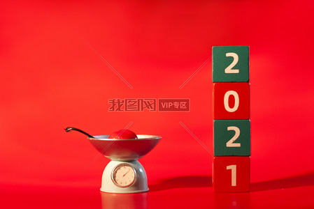 红色背景数字2021