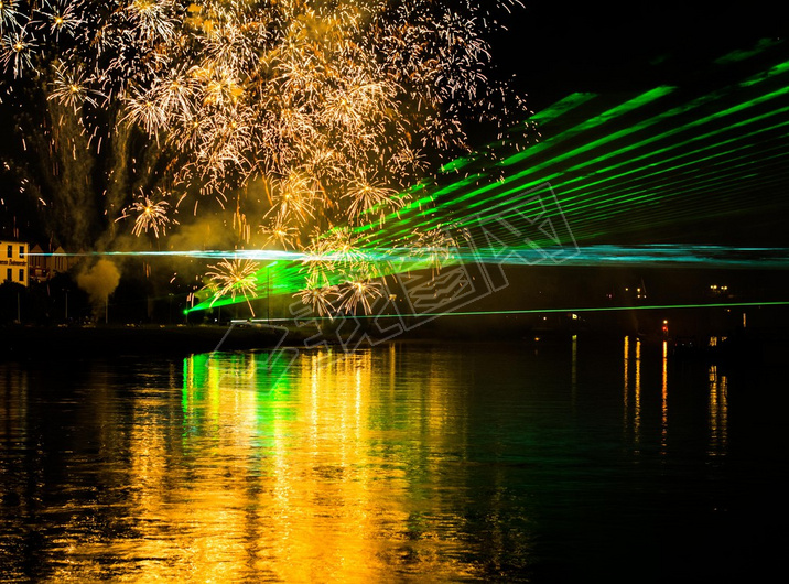 Laser Weser Bodenwerder Lichterfest