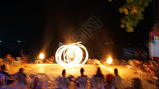 ƤƤϵ fireshow