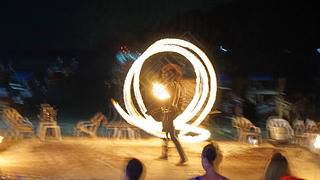 ƤƤϵ fireshow