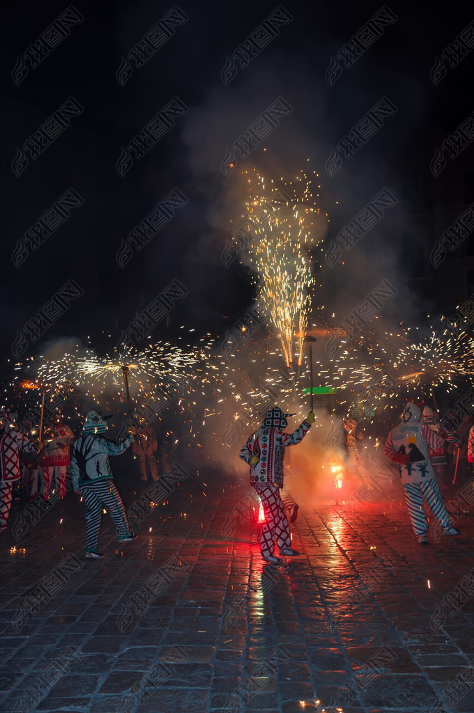 ͳļ̩ǳ Correfocs У  Diables.