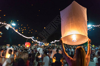 ̩ loy krathong ջ򸡶ͷƯĸŮ.