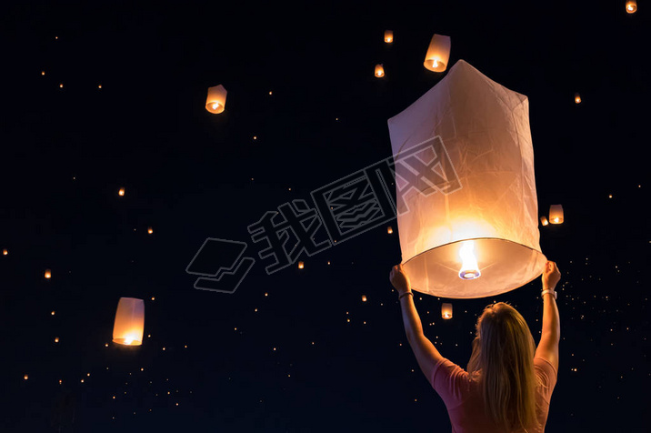 ̩ loy krathong ջ򸡶зĸŮ.