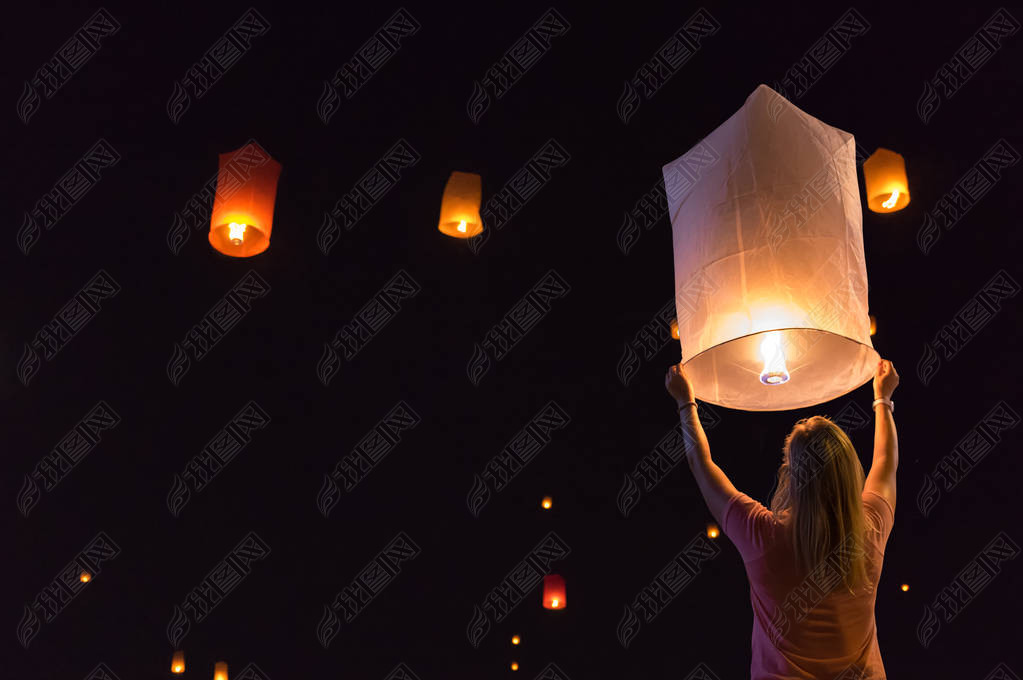 ̩ loy krathong ջ򸡶зĸŮ.