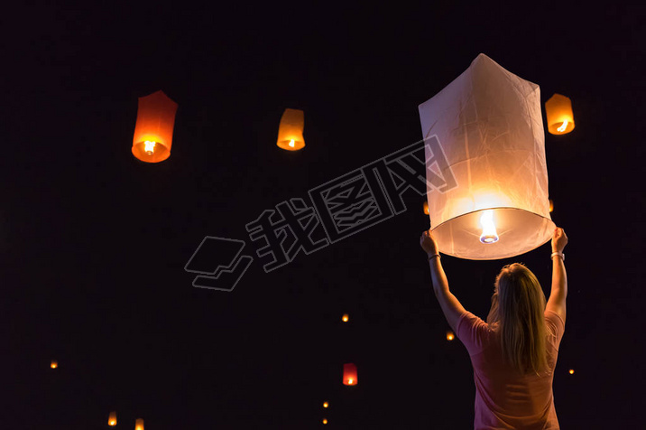 ̩ loy krathong ջ򸡶зĸŮ.