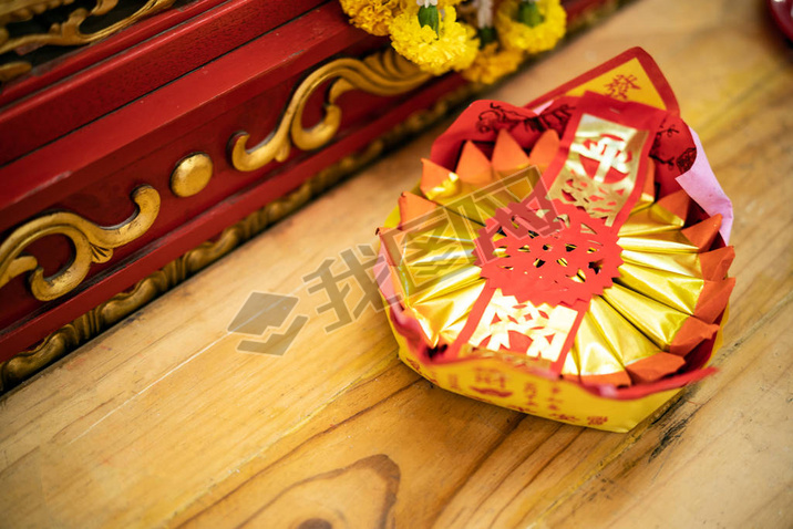 Golden chinese folded paper ghost and gods for burning, Ghost and gods money offering in the temple 