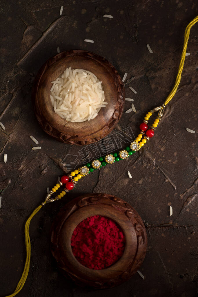 Raksha BandhanŵRakhi  Rice GrainsKumkum  ӡȴͳֵܽü䰮.