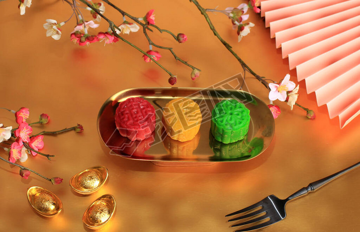 Colorful Snow Skin Moon Cake, Sweet Snowy Mooncake, Traditional Savory Dessert for Mid-Autumn Festiv