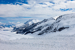 ʿ˹Ů壨Jungfrau