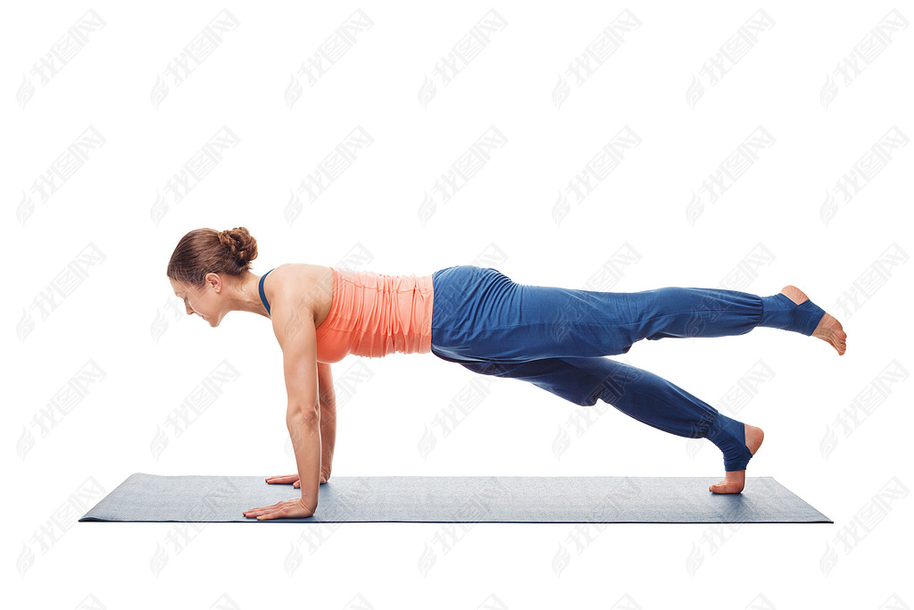 Ůӳ֫Utthitachaturangadandasana٤