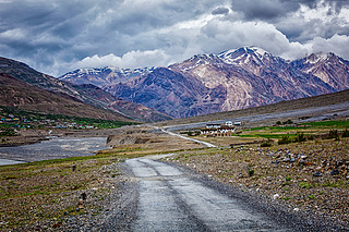 ӡϲɽ·ߣSpiti