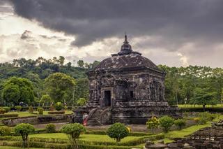 Candi Banyunibo