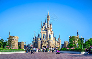东京迪士尼乐园灰姑娘城堡的千叶县，日本： 视图