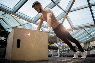 ˶ļһ jumpbox, ѵ crossfit ֲ