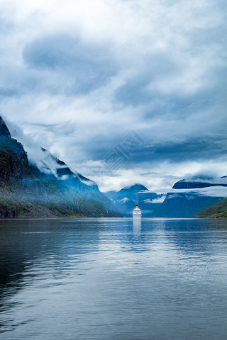 ֳĵϹ fjorden