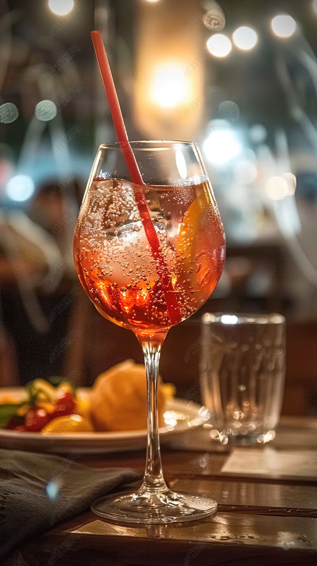 果汁冰凉酒类饮料喝酒饮品调酒鸡尾酒夏日酒精素材简介我图网提供果汁