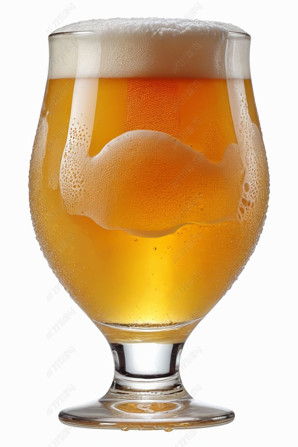 一杯带有泡沫的啤酒的特写高清图片素材简介我图网提供一杯带有泡沫的