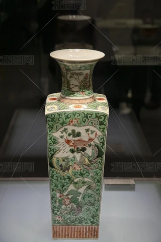 中国　古七宝琺瑯彩　花山水文瓶　 D　R4101 中国 古七宝琺瑯彩 花山水文瓶 D R4101 金属工芸