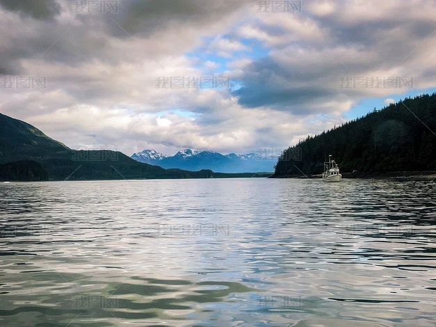 ˮְѩɽϿȻƬͼƬز