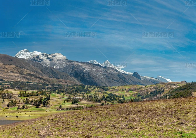 ѩɽ�µ���ɫɽ����Ƭ����ͼƬ�ز�