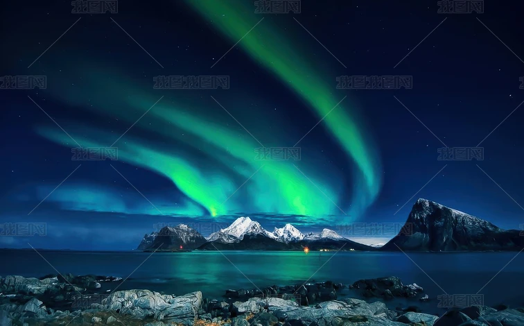 ����ҹ����ѩɽ��Ӱ��Ƭ����ͼƬ�ز�