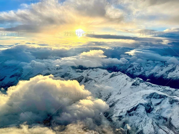 ѩɽ�ƺ��ճ������Ƭ����ͼƬ�ز�