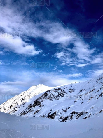 ѩɽ���׳����ɫ��Ƭ����ͼƬ�ز�