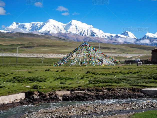 ��ԭѩɽ�µľ����Ƭ����ͼƬ�ز�