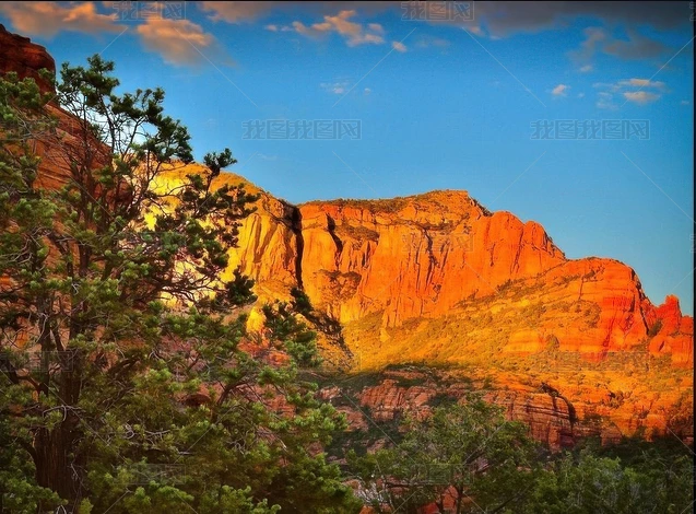 Ϧ���µĺ�ɫɽ�ͷ����Ƭ����ͼƬ�ز�