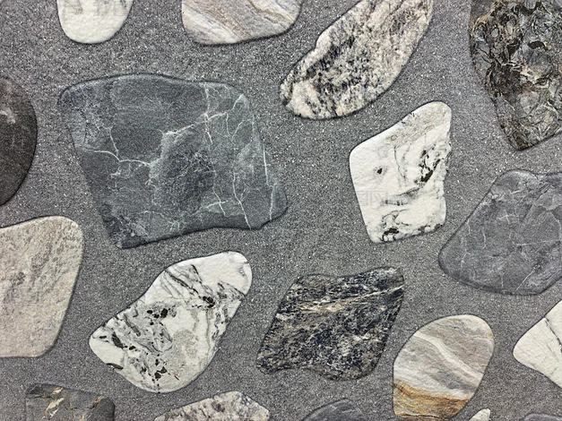 �Ұ��ש��ľ�ƽ����ռ�װ�޽���ʵ���ز�