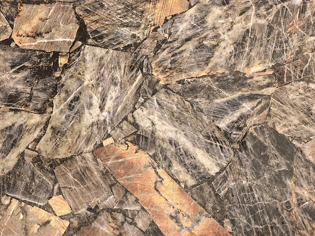 �Ұ��ש��ľ�ƽ����ռ�װ�޽���ʵ���ز�